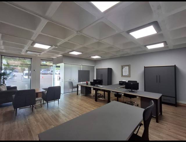 BUSINESS PROPERTY TO RENT IN STUART'S HILL